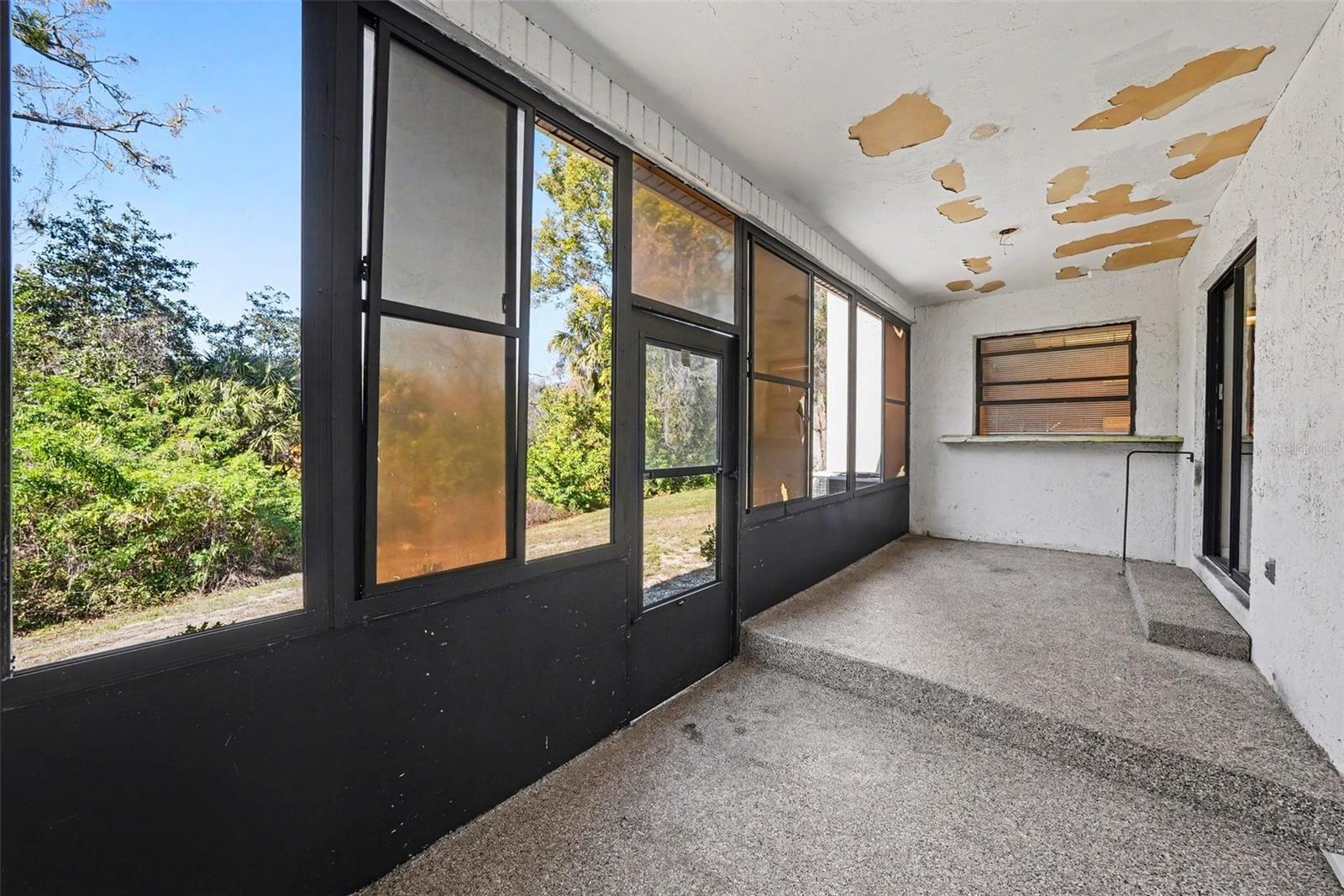 Image 27 of 31 For 7104 Kirsch Court 1