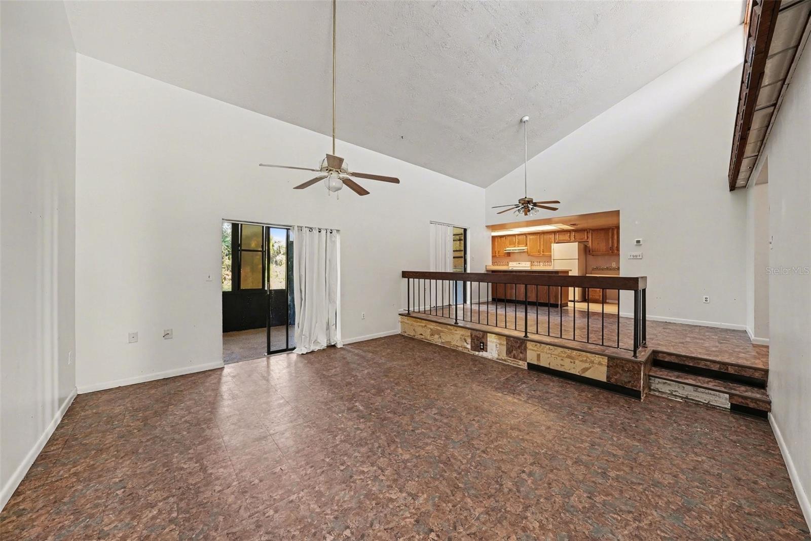 Image 6 of 31 For 7104 Kirsch Court 1