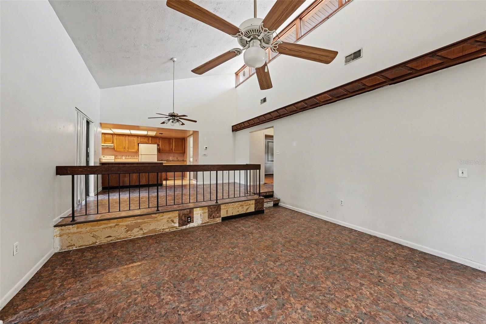 Image 7 of 31 For 7104 Kirsch Court 1