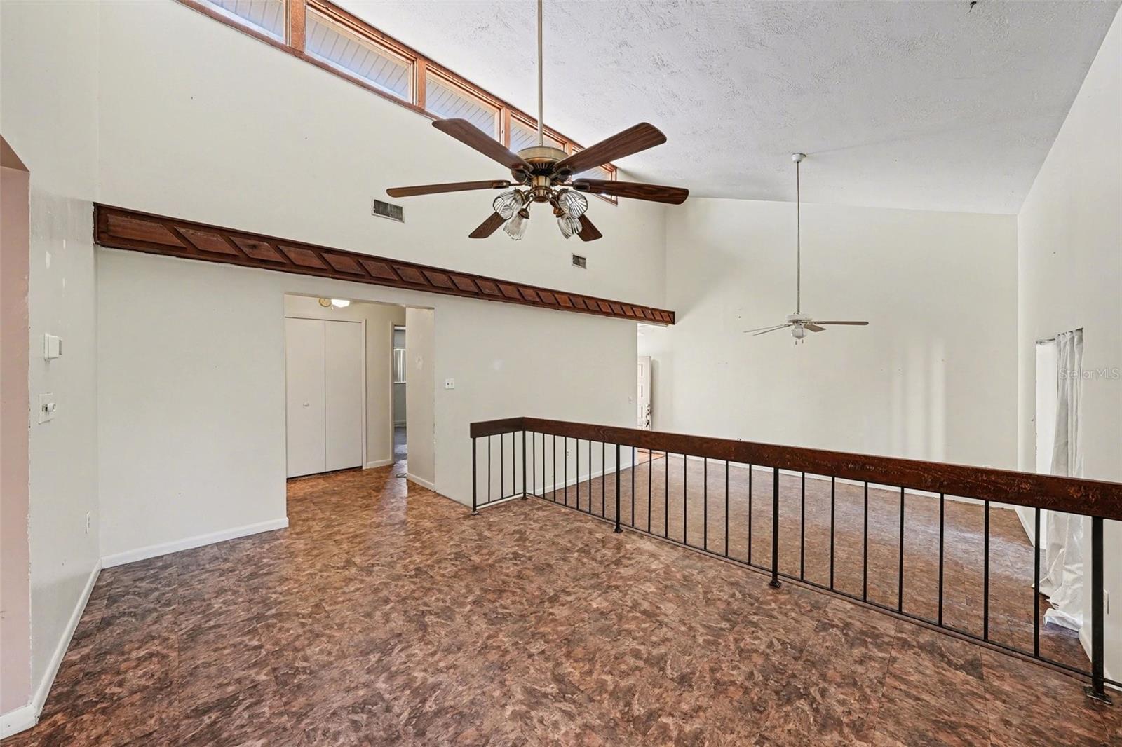 Image 8 of 31 For 7104 Kirsch Court 1