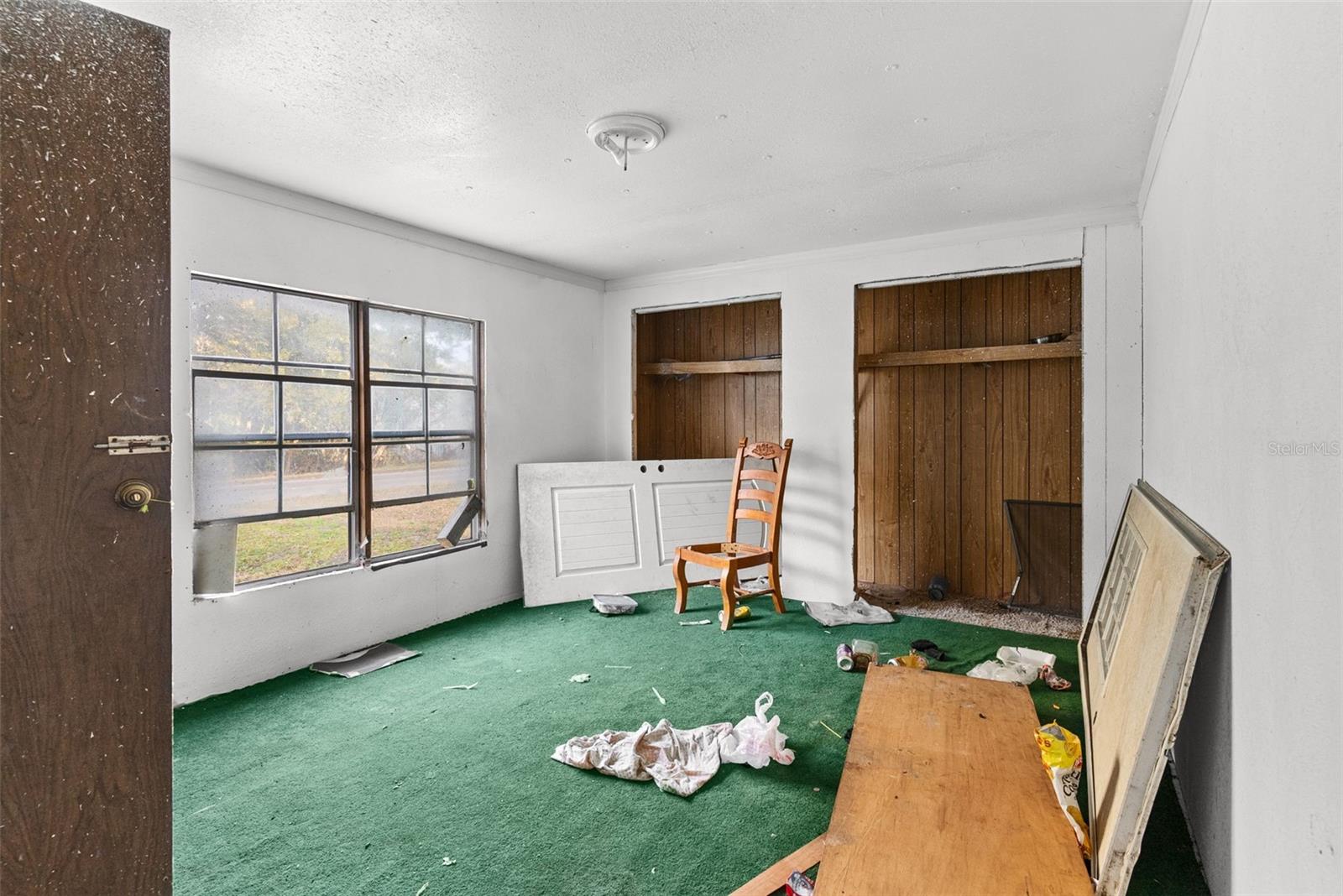 Image 13 of 39 For 14139 148th Avenue