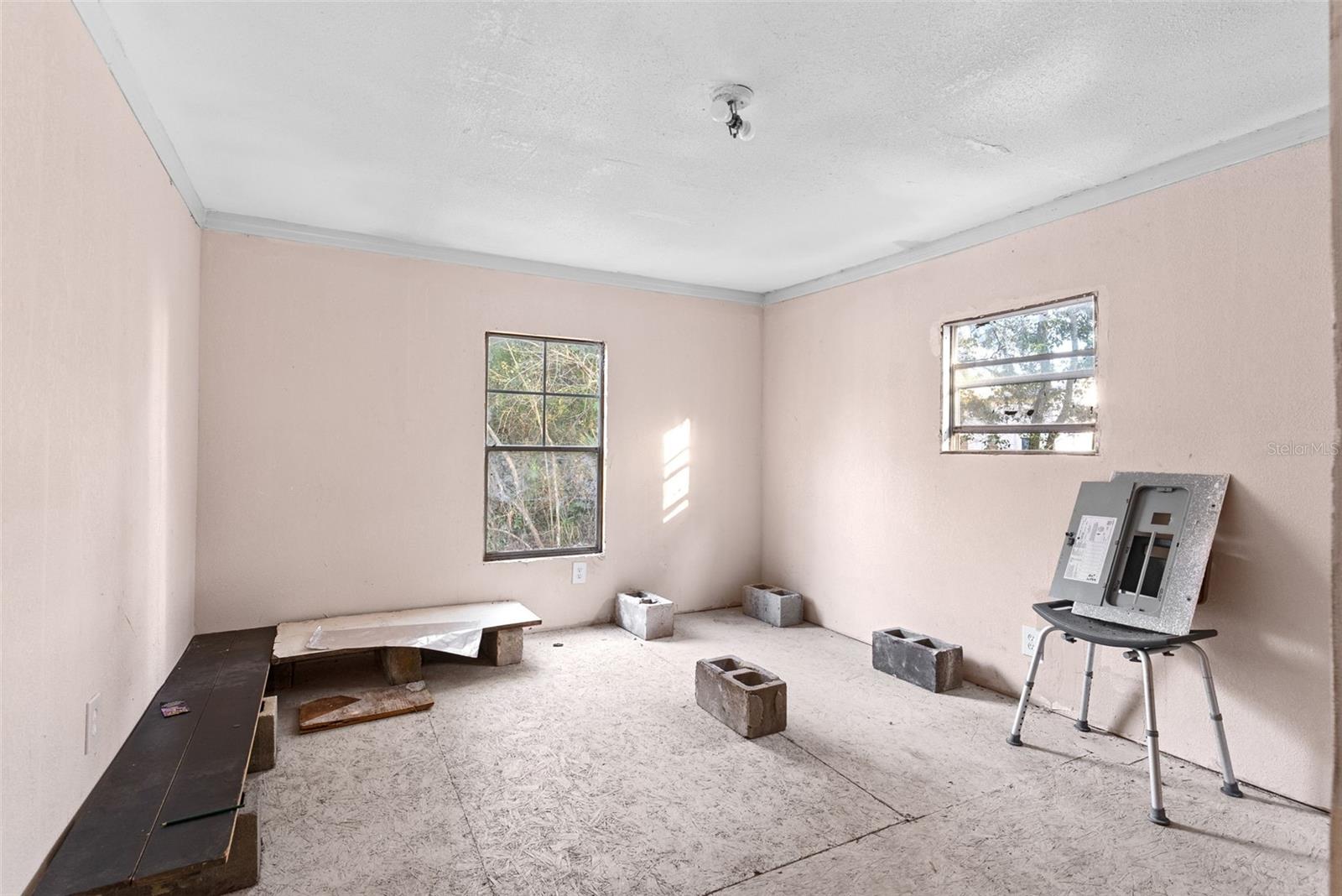 Image 16 of 39 For 14139 148th Avenue