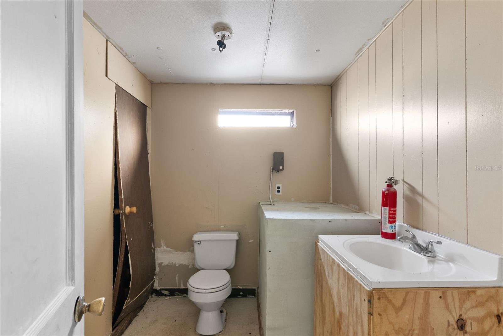 Image 21 of 39 For 14139 148th Avenue