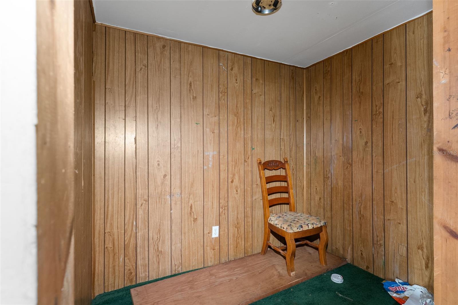 Image 25 of 39 For 14139 148th Avenue