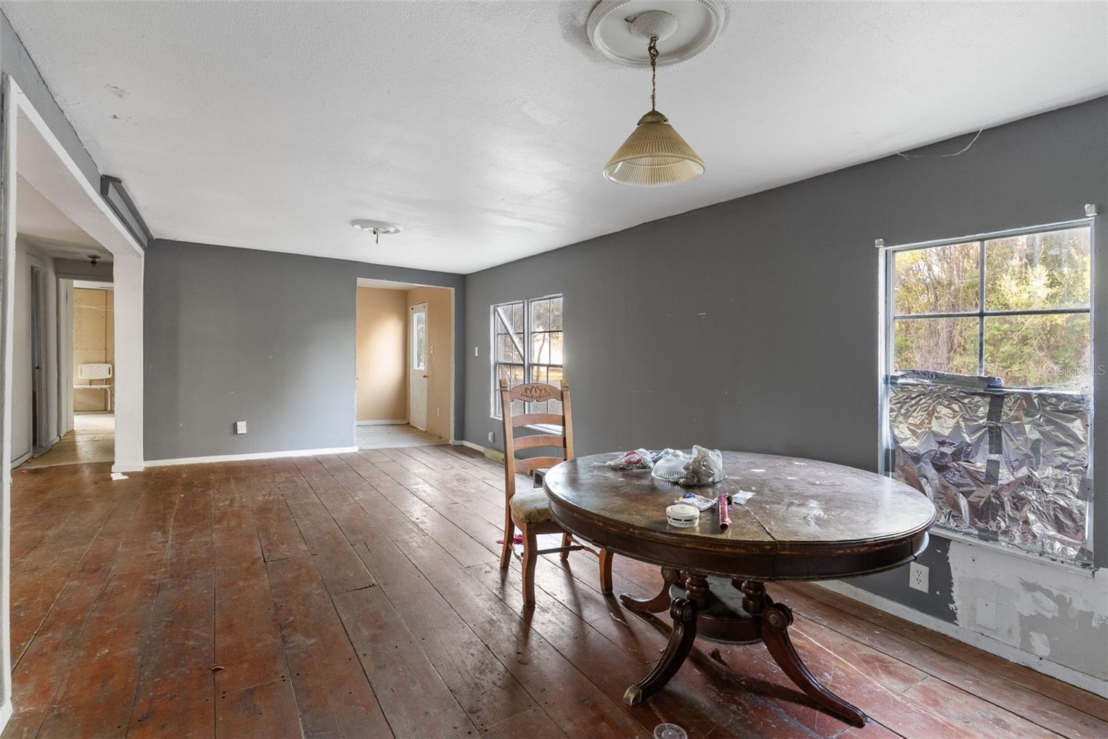 Image 9 of 39 For 14139 148th Avenue