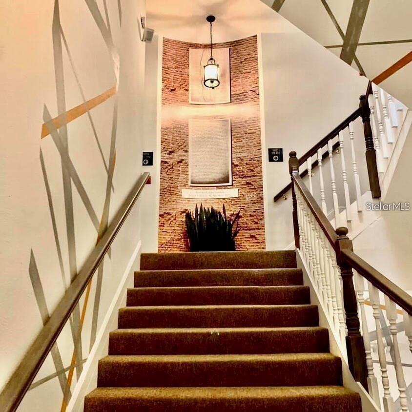 Image 7 of 26 For 1205 Franklin Street 212