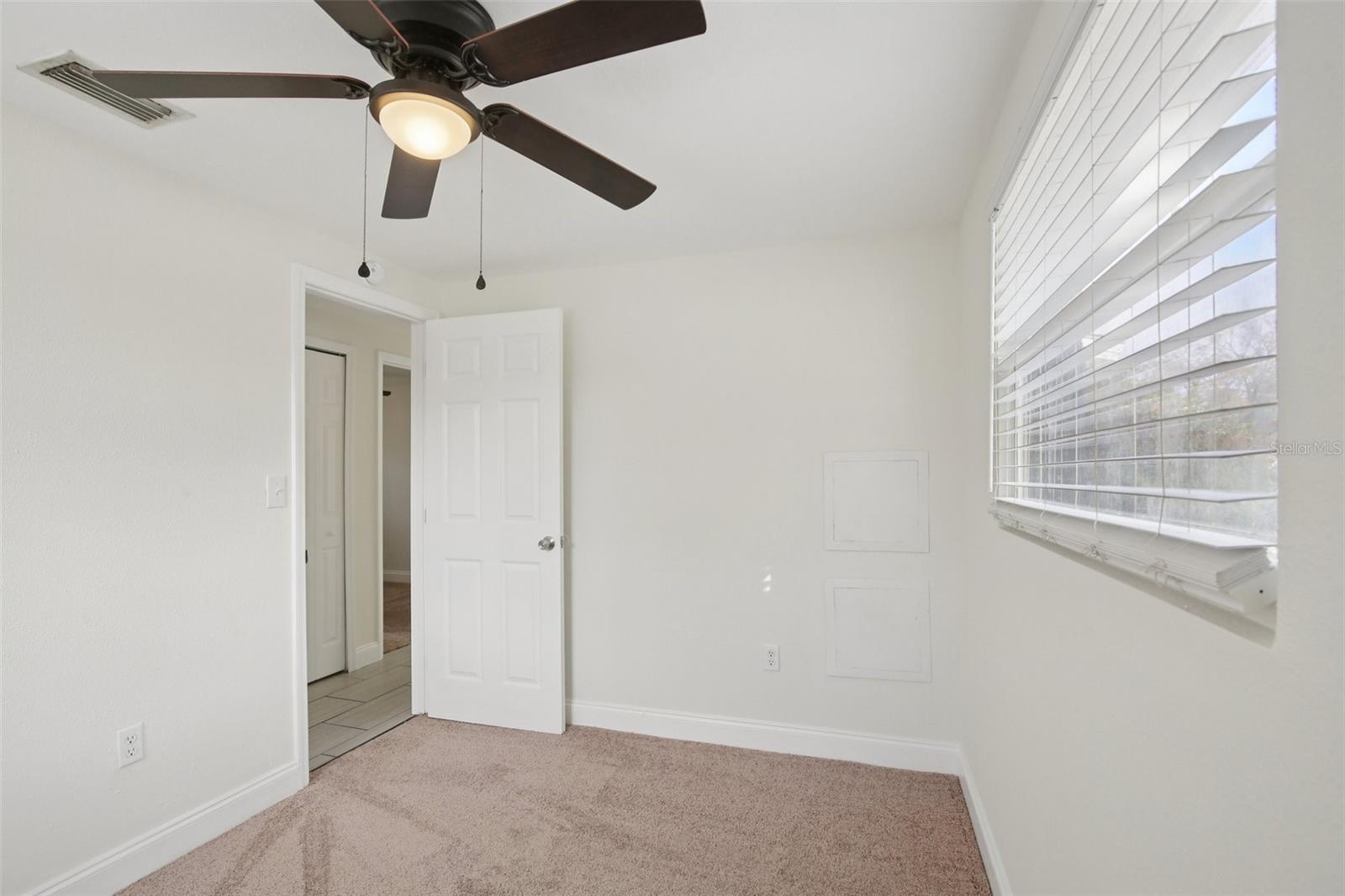 Image 16 of 27 For 3808 Coral Drive