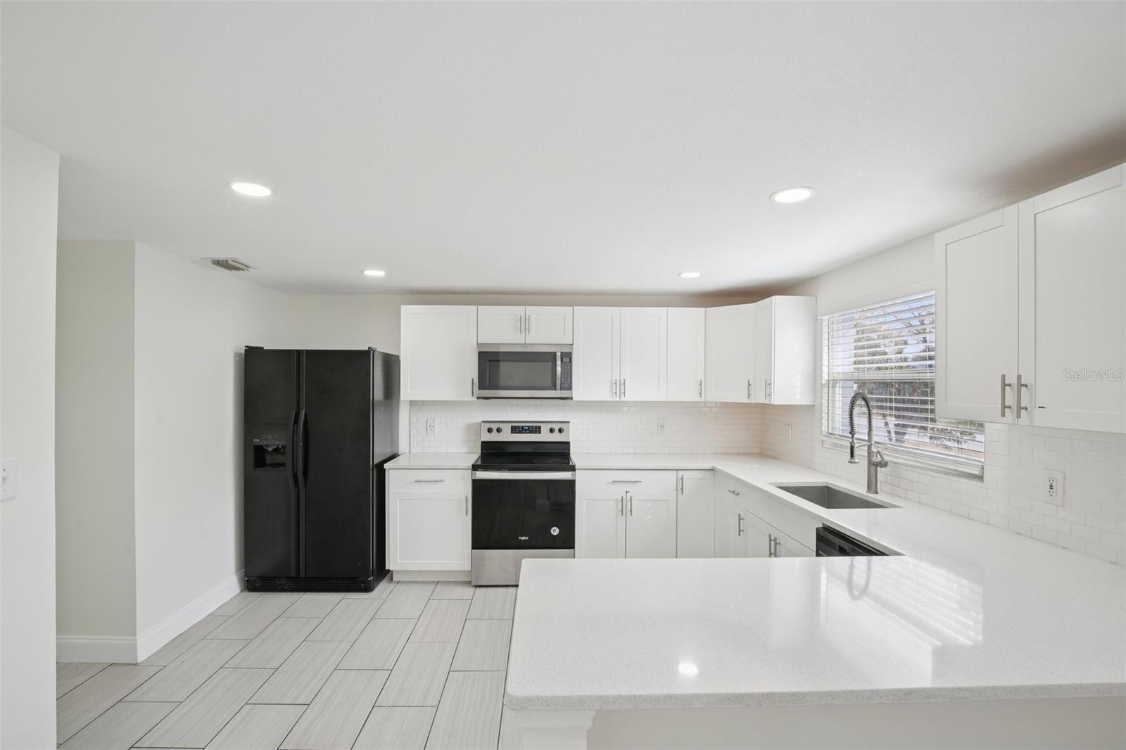 Image 3 of 27 For 3808 Coral Drive