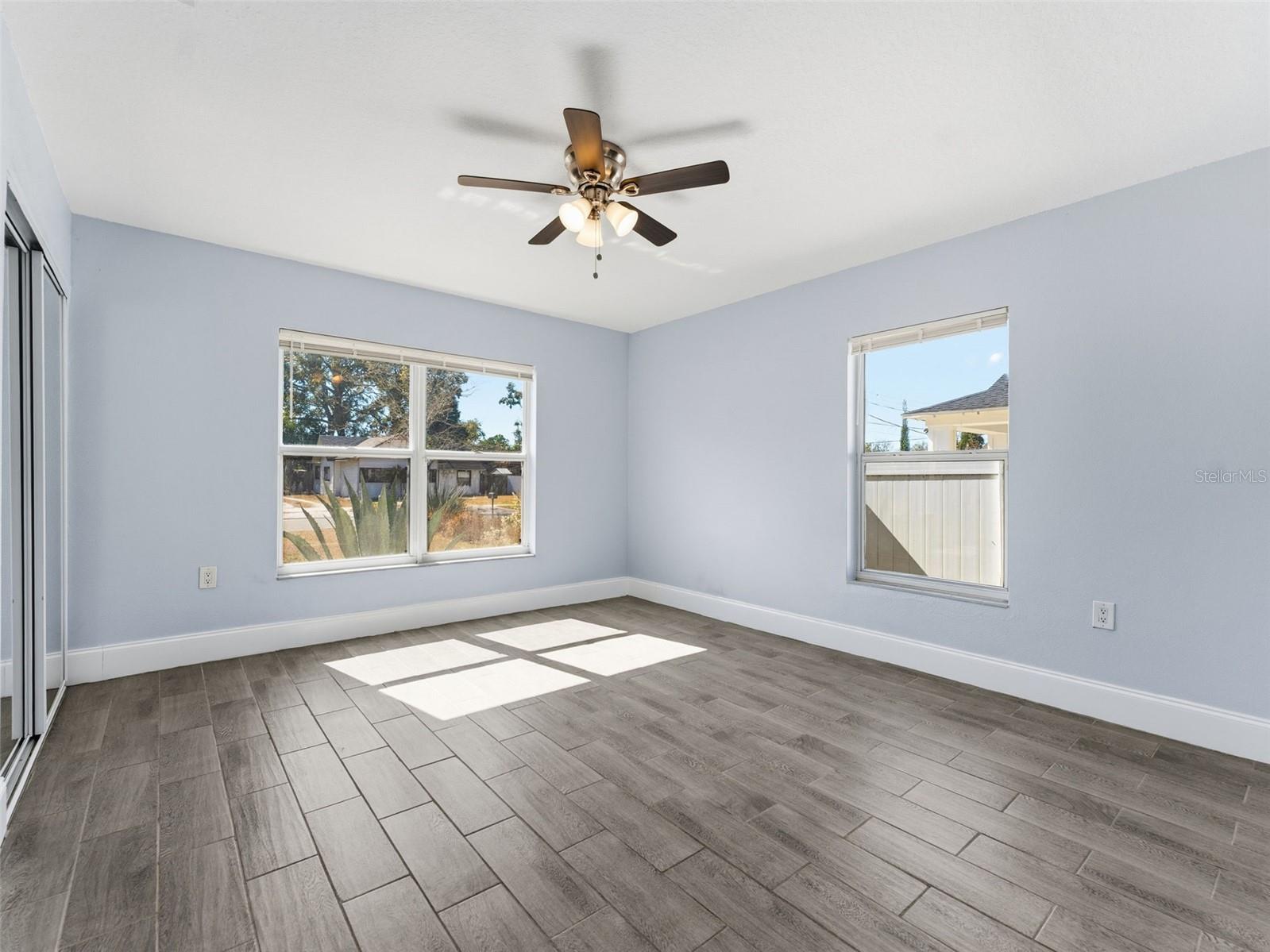 Image 11 of 32 For 207 Broad Street