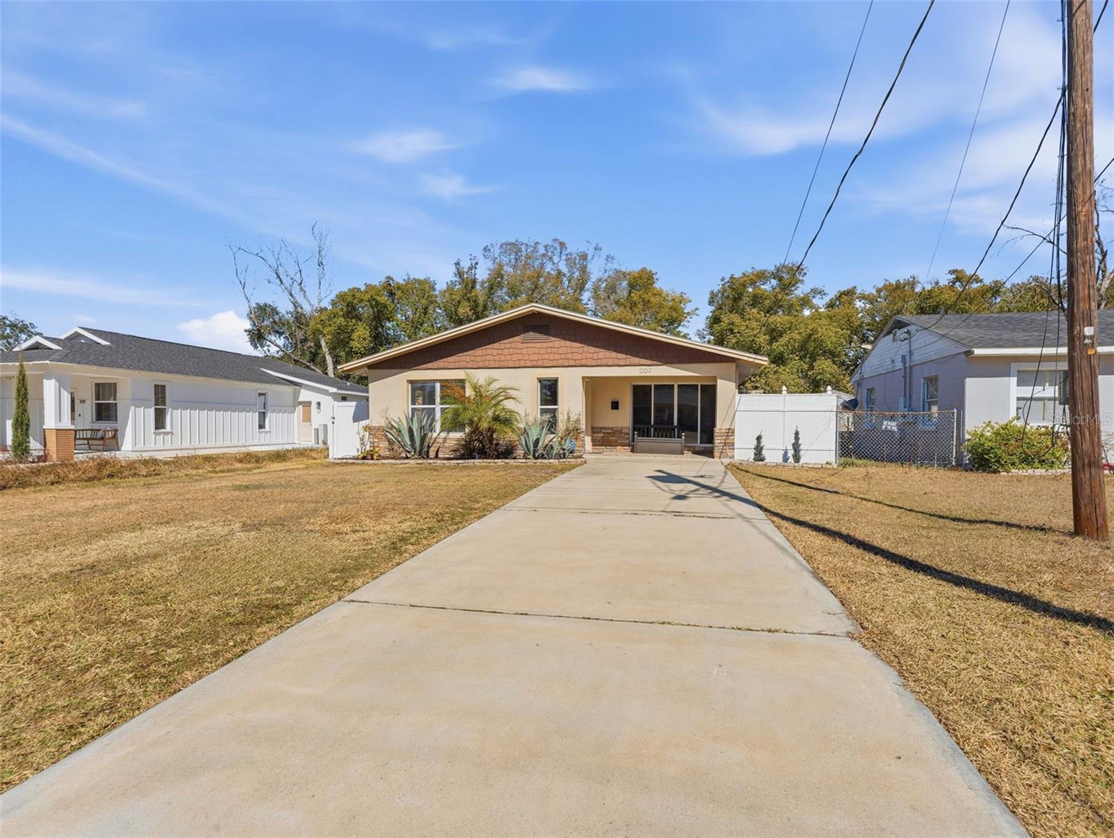 Image 2 of 32 For 207 Broad Street