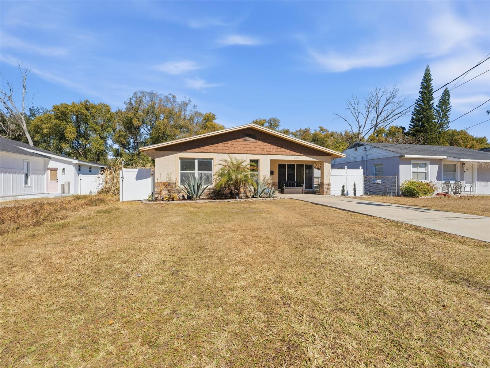 Image 3 of 32 For 207 Broad Street