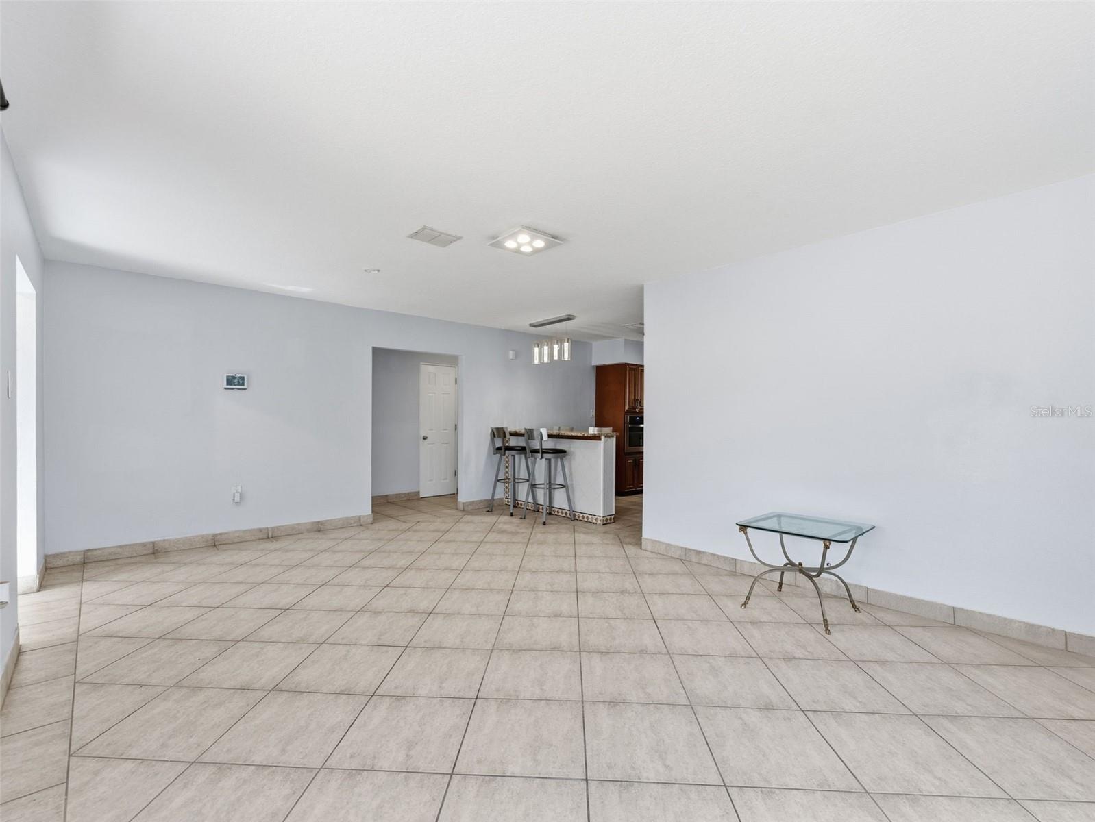 Image 6 of 32 For 207 Broad Street