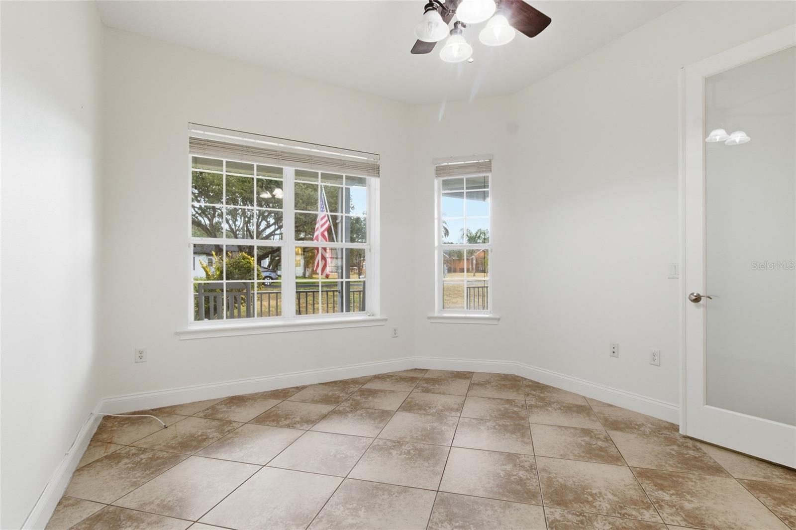 Image 20 of 33 For 2514 Martucci