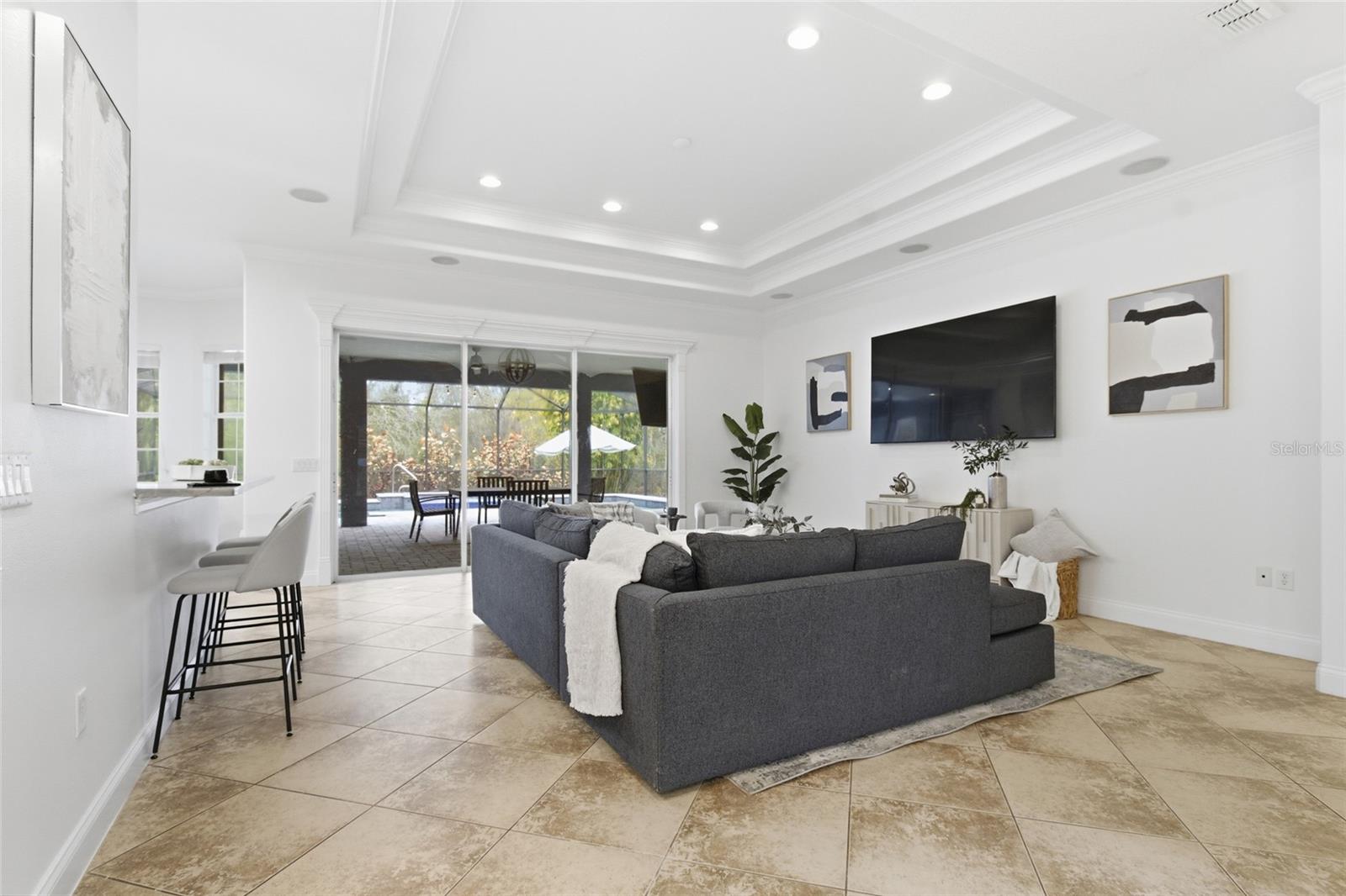 Image 3 of 33 For 2514 Martucci