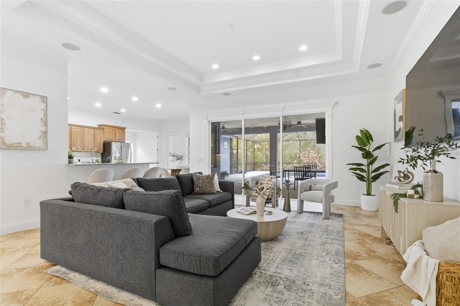 Image 4 of 33 For 2514 Martucci