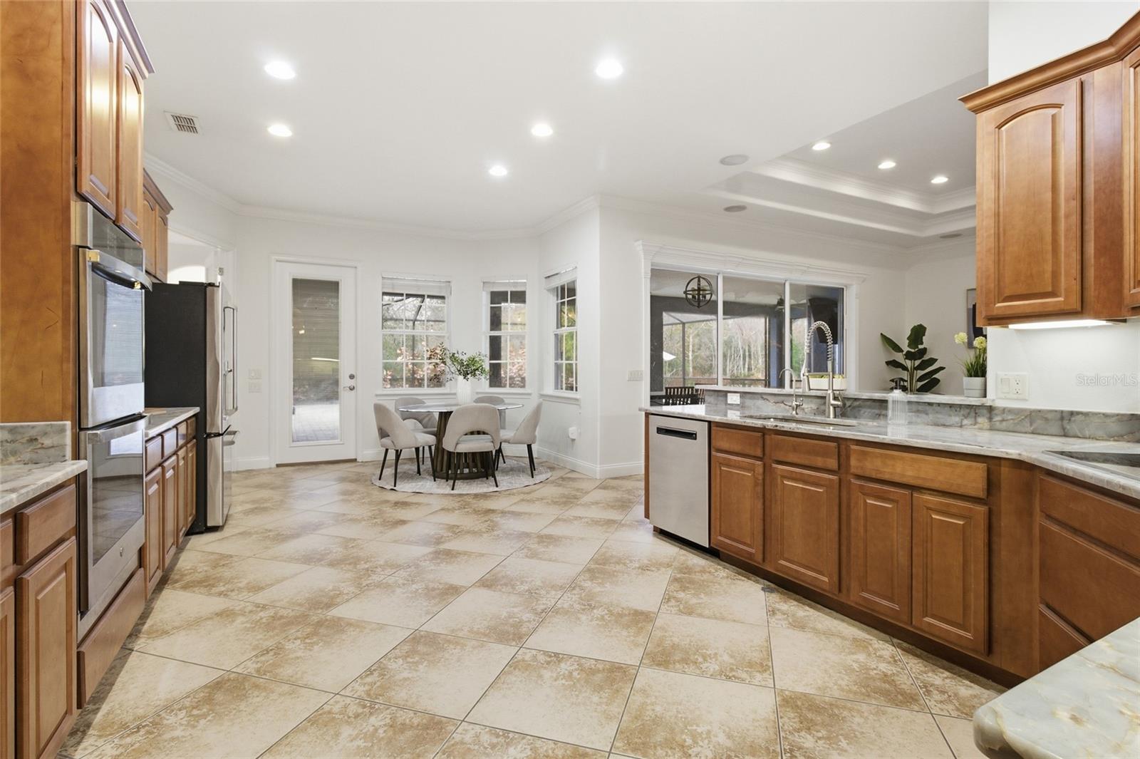 Image 7 of 33 For 2514 Martucci