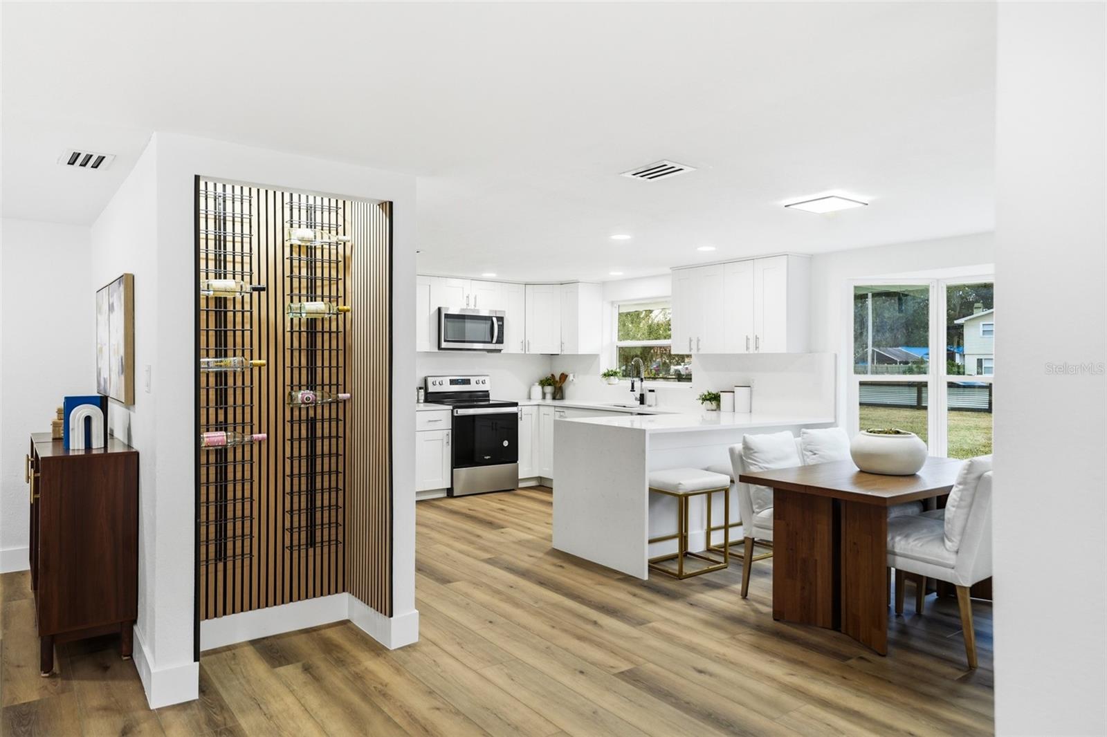 Image 18 of 69 For 2338 Meadowbrook Drive