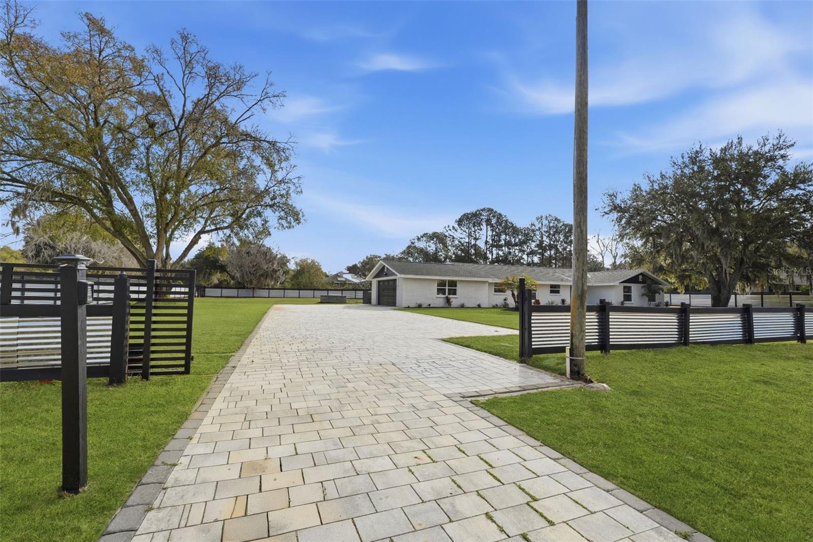 Image 2 of 69 For 2338 Meadowbrook Drive