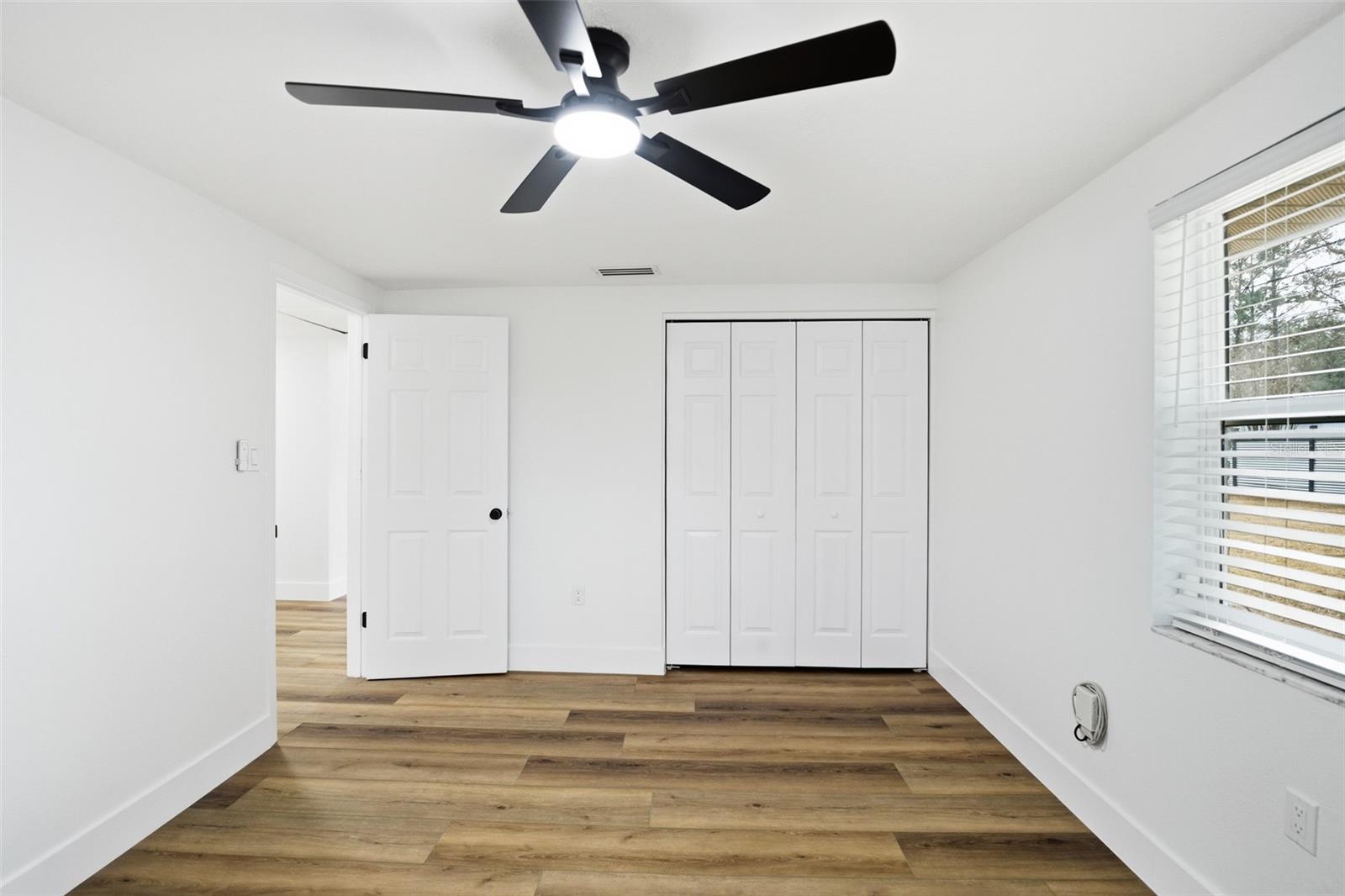 Image 33 of 69 For 2338 Meadowbrook Drive