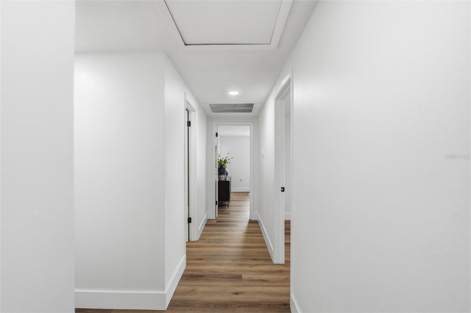 Image 34 of 69 For 2338 Meadowbrook Drive