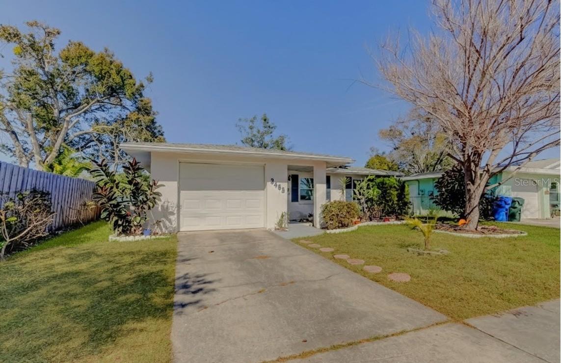 Image 3 of 52 For 3483 7th Avenue Se