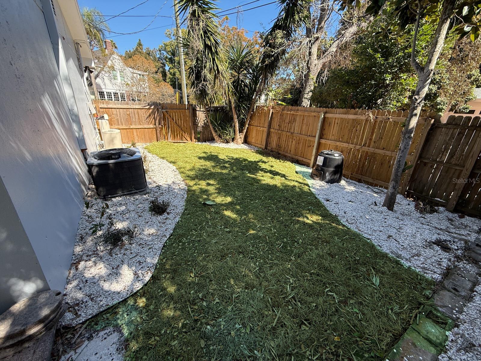 Image 19 of 27 For 1470 Serpentine Drive S