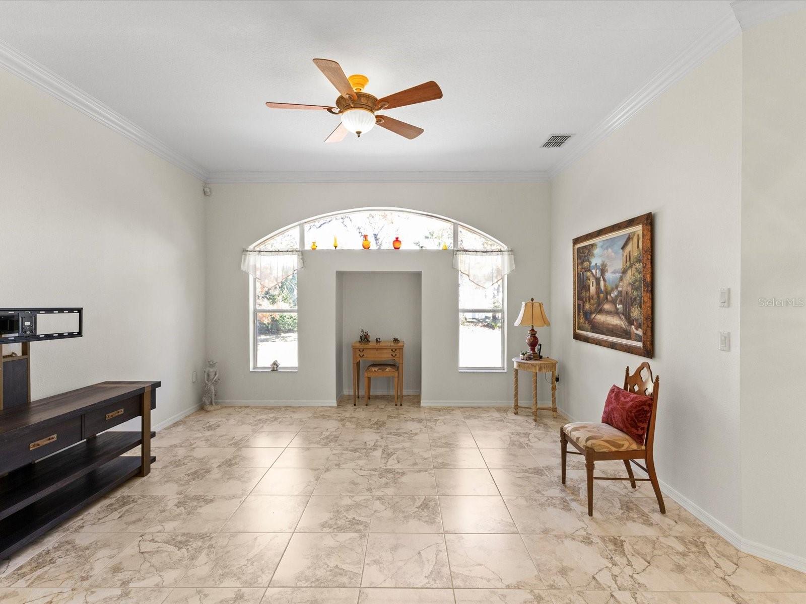 Image 14 of 60 For 13417 Whitehaven Court