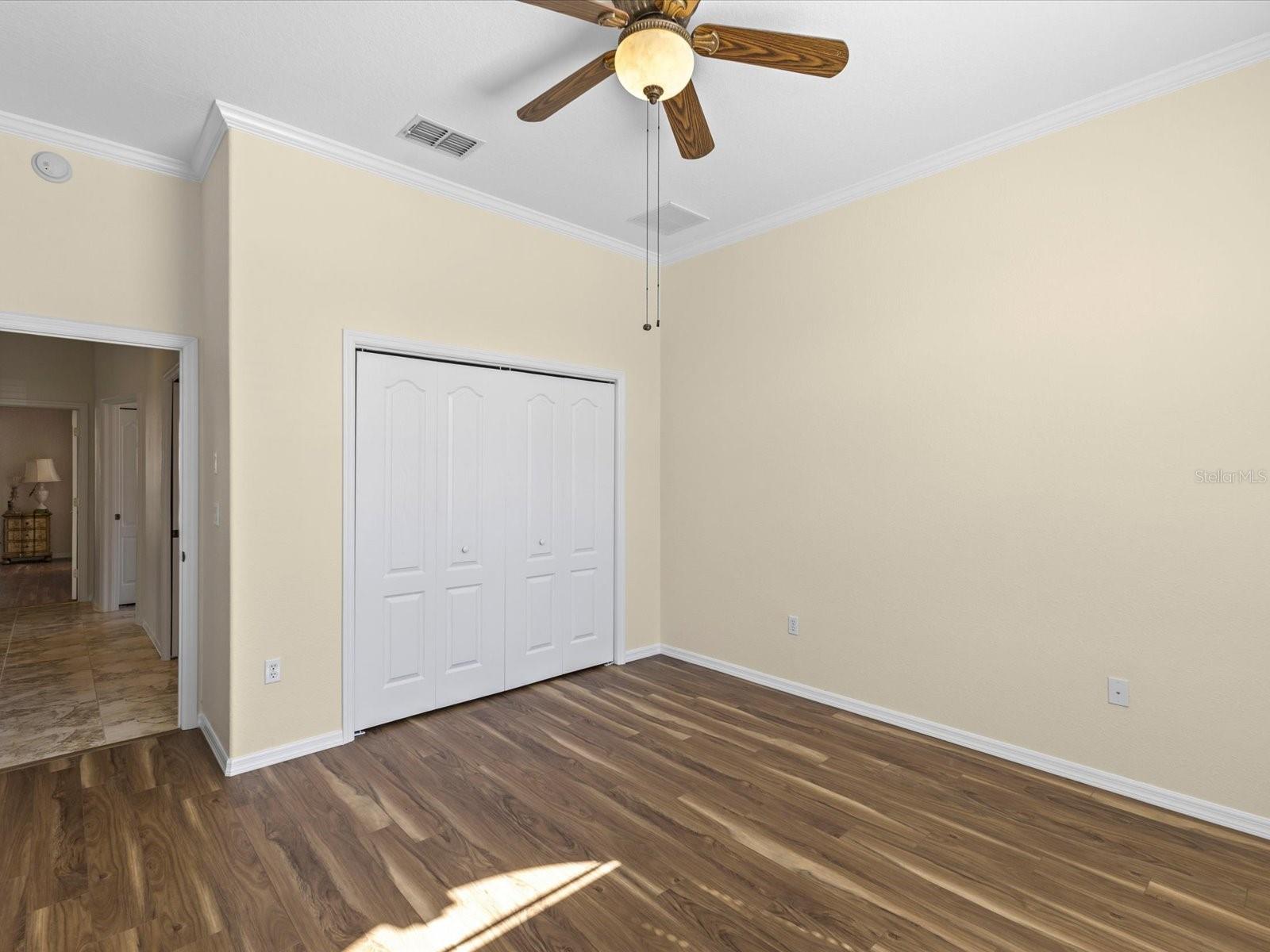 Image 27 of 60 For 13417 Whitehaven Court