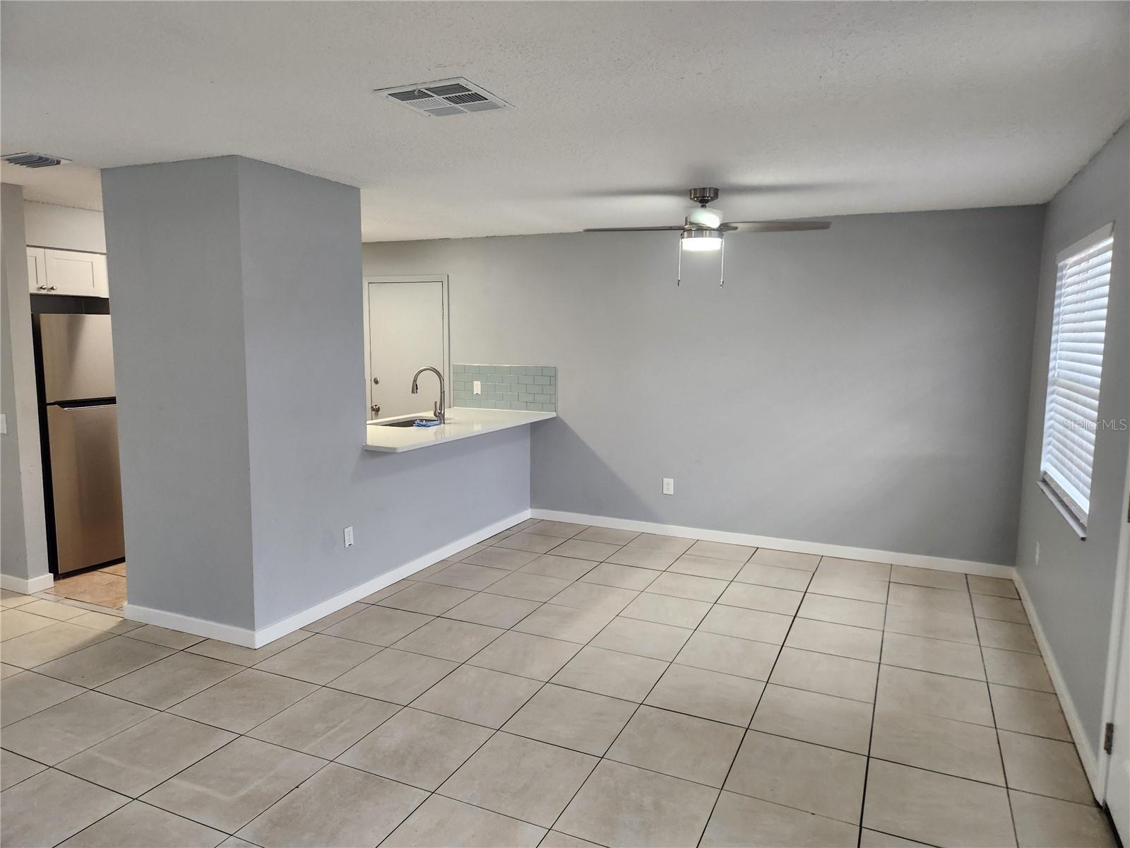 Image 16 of 19 For 2272 16th Avenue Sw C