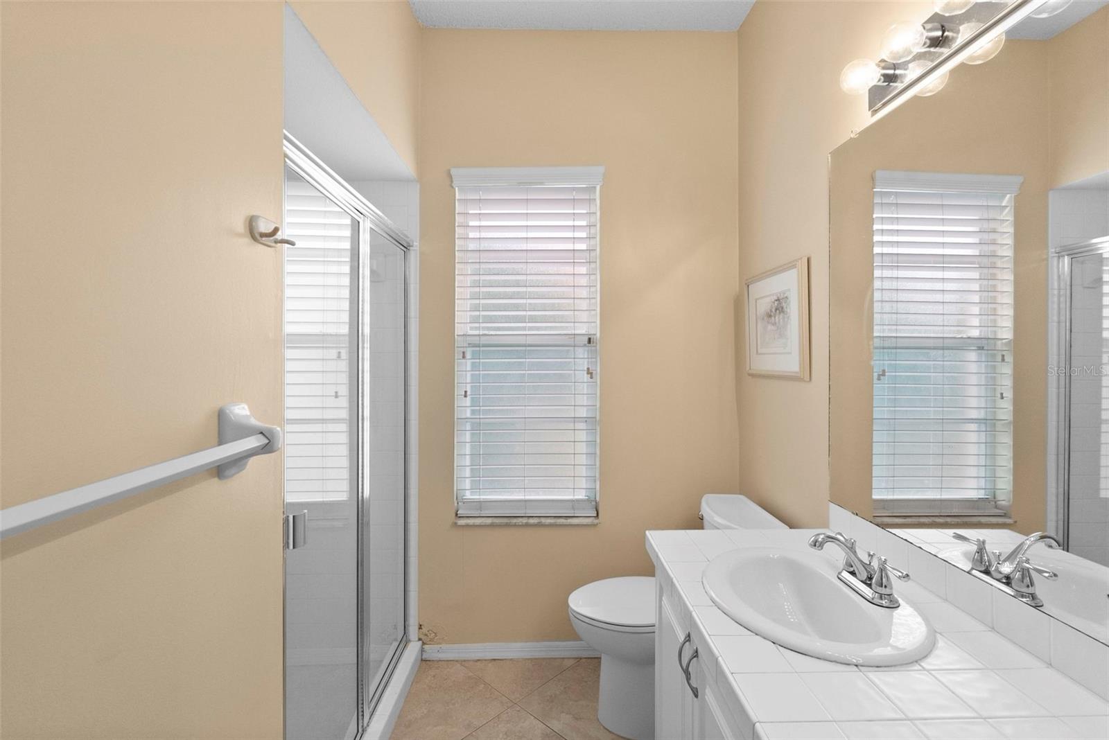 Listing photo id 23 for 1040 Dartford Drive