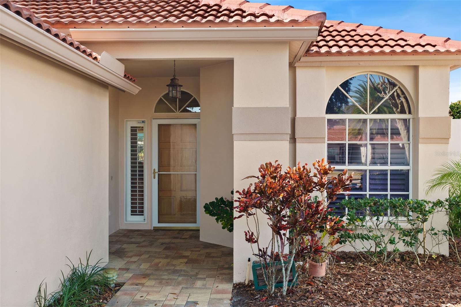 Listing photo id 32 for 1040 Dartford Drive