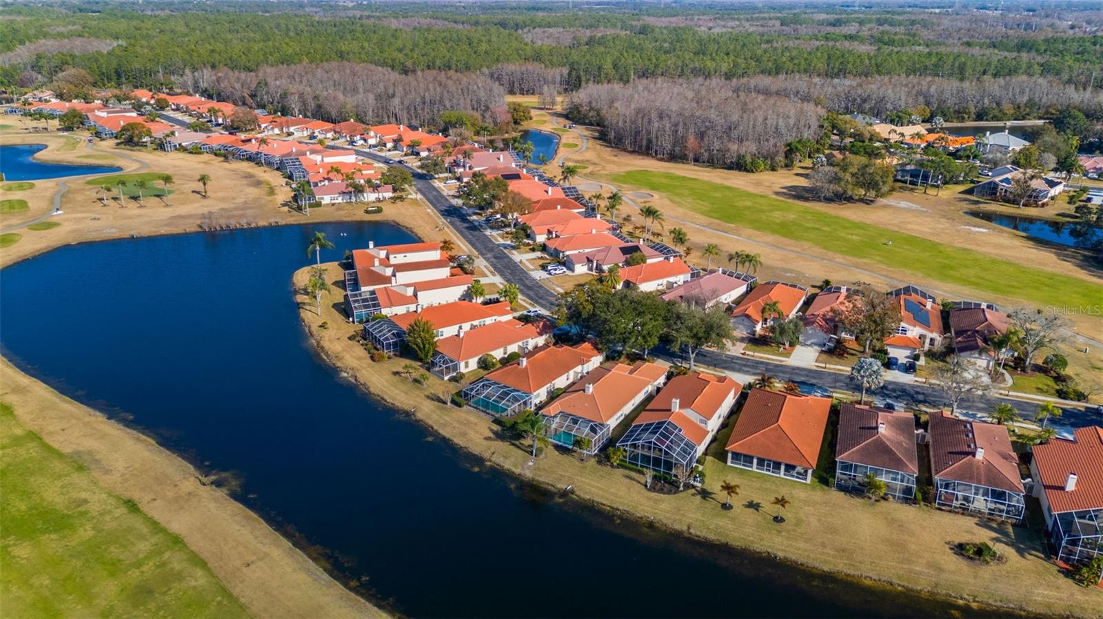 Listing photo id 42 for 1040 Dartford Drive