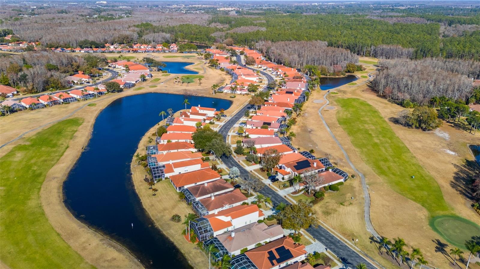 Listing photo id 43 for 1040 Dartford Drive