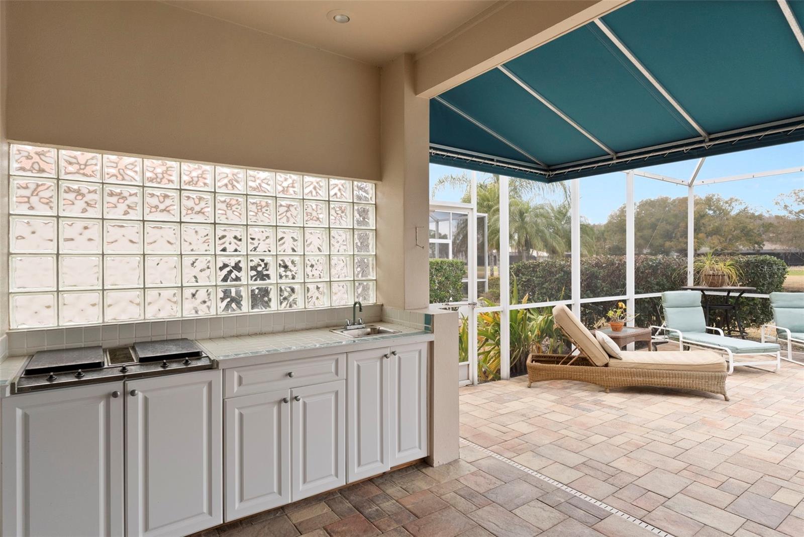 Listing photo id 45 for 1040 Dartford Drive