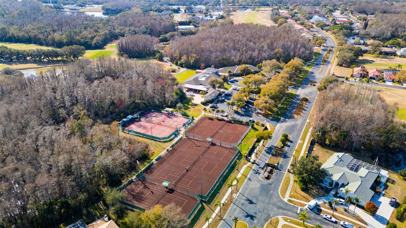 Listing photo id 56 for 1040 Dartford Drive