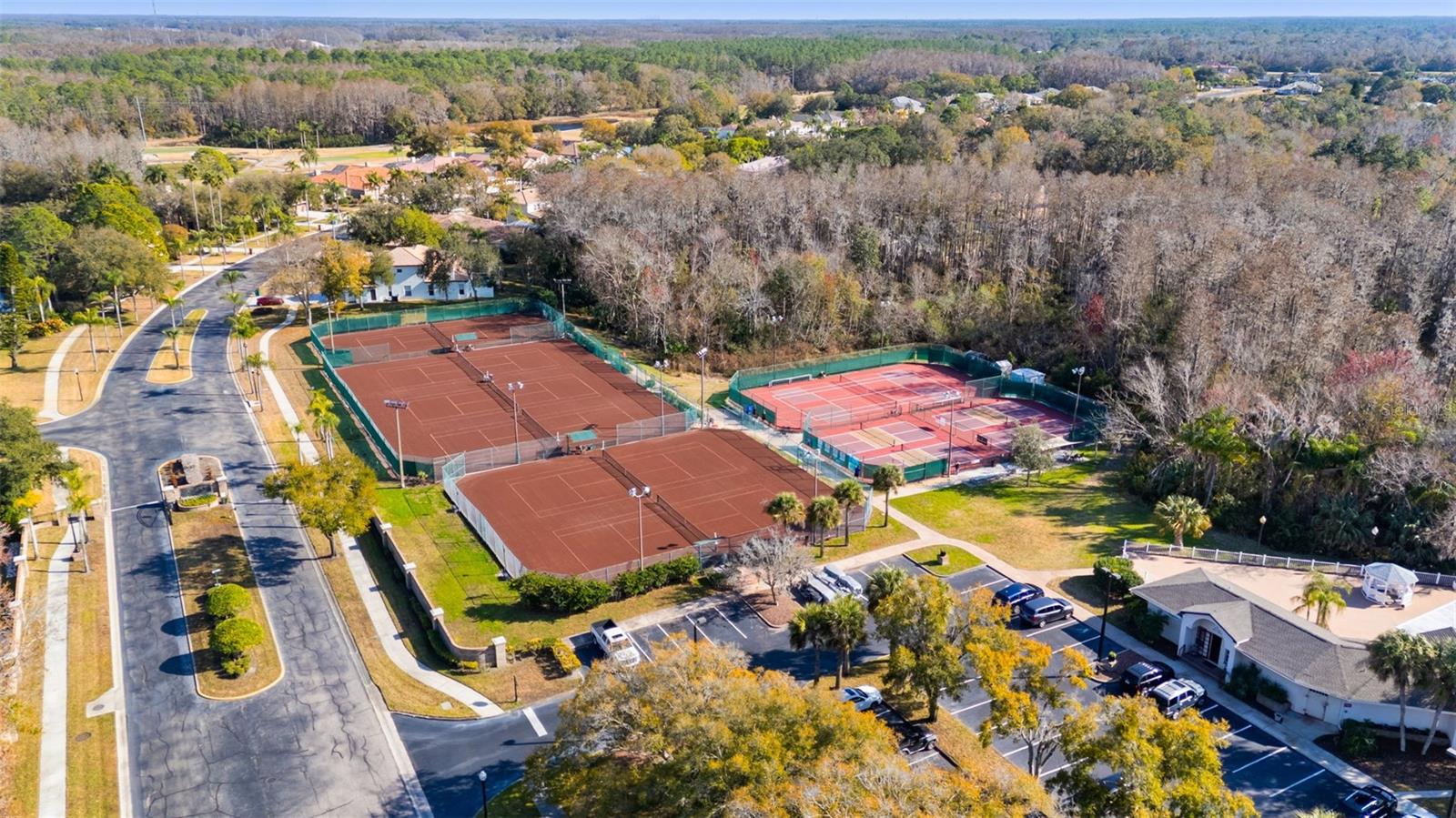 Listing photo id 58 for 1040 Dartford Drive