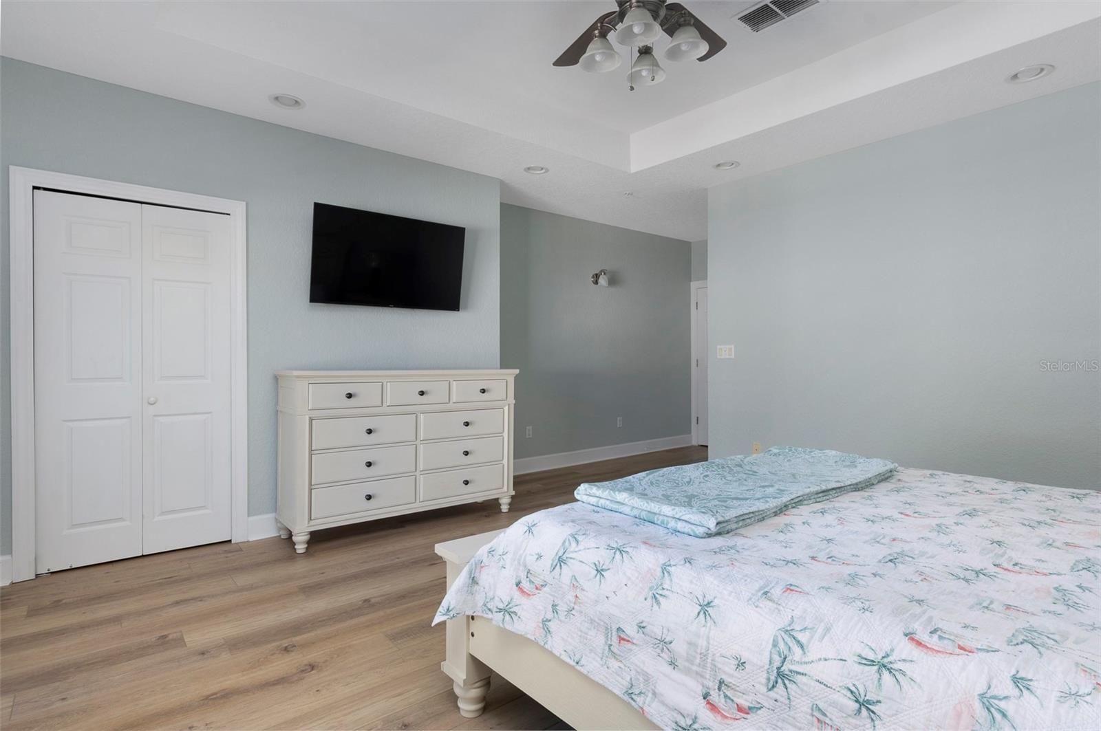 Image 14 of 38 For 130 164th Avenue