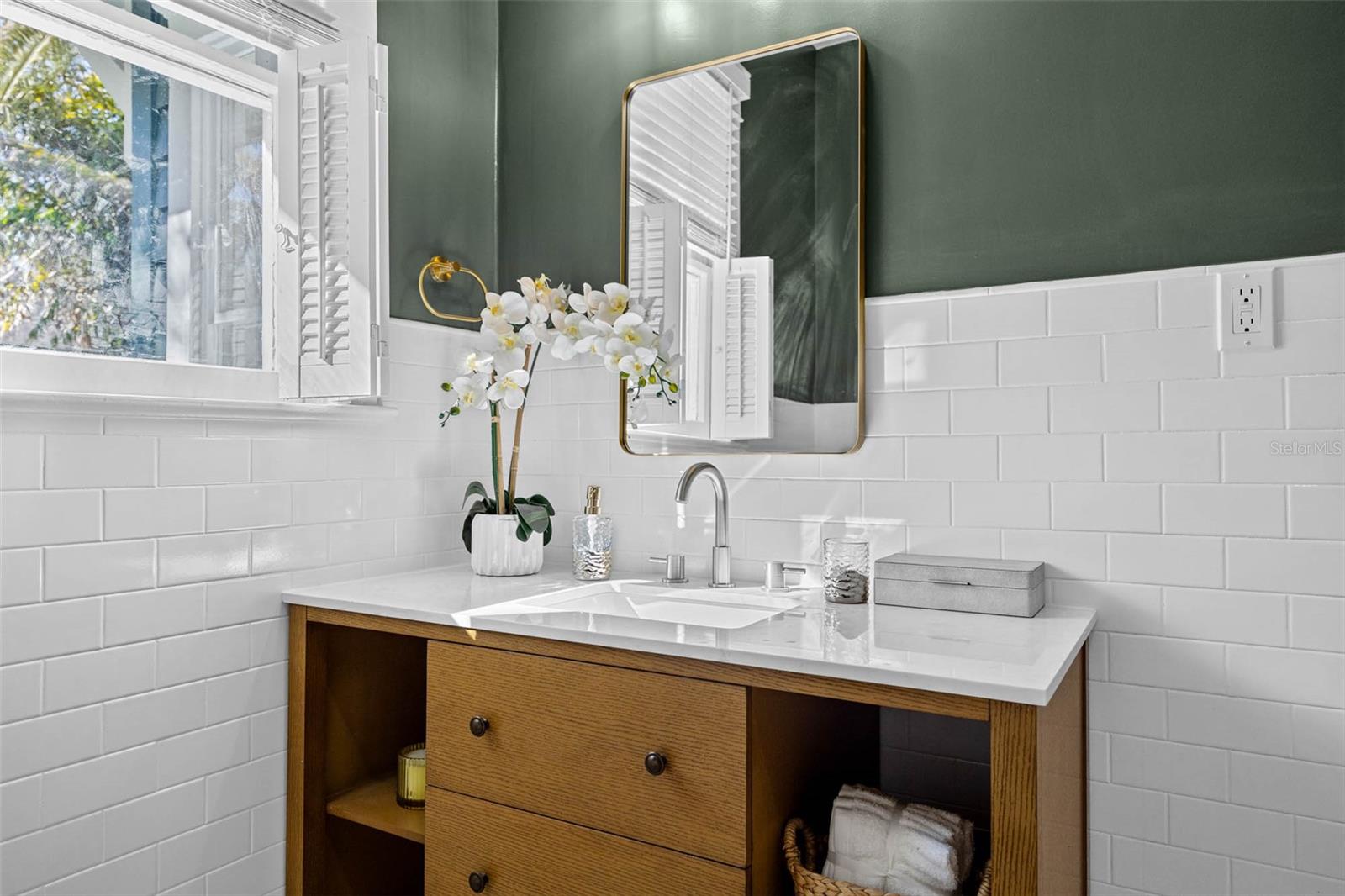 Image 22 of 35 For 5606 Miami Avenue