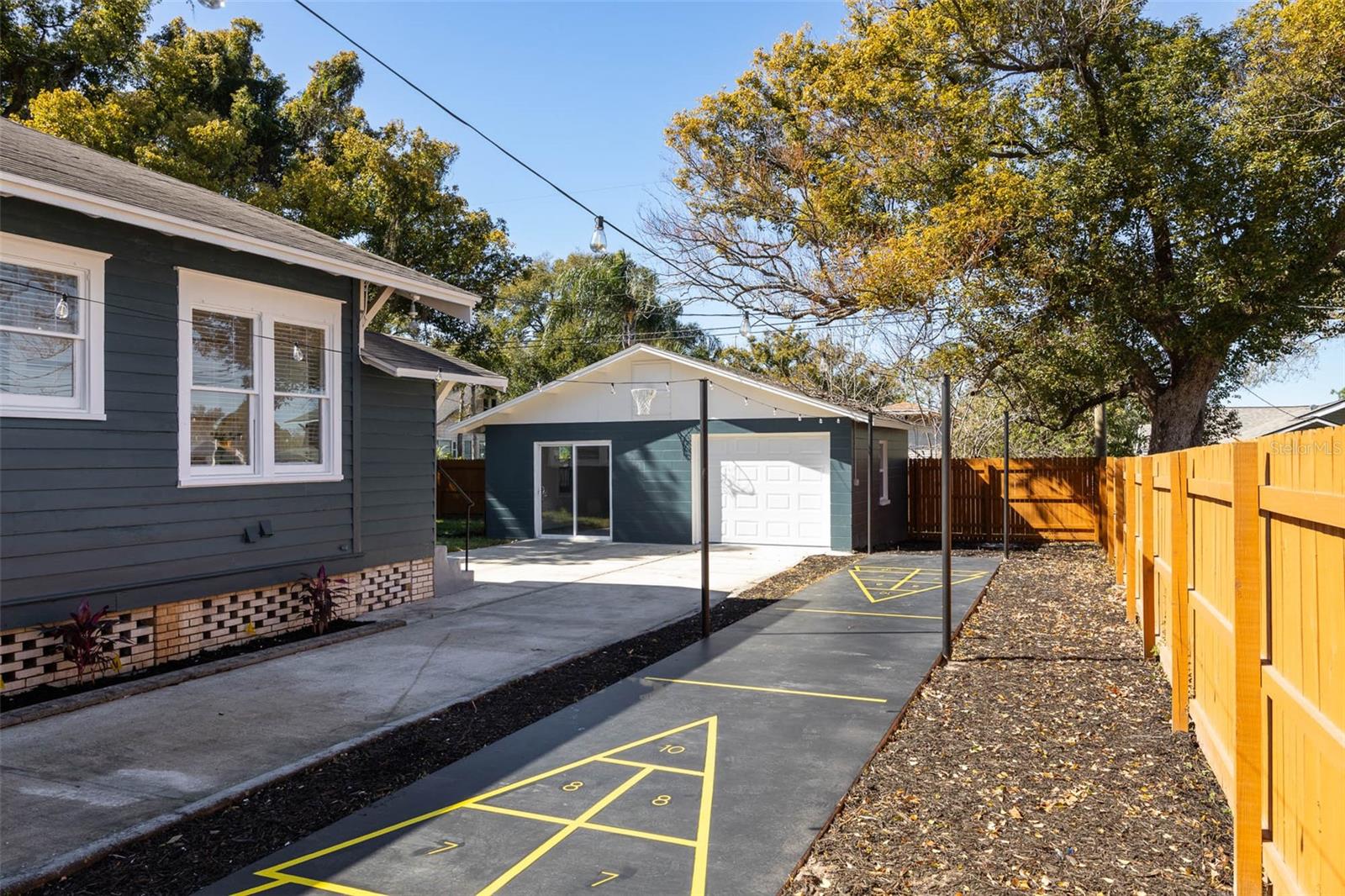 Image 26 of 35 For 5606 Miami Avenue