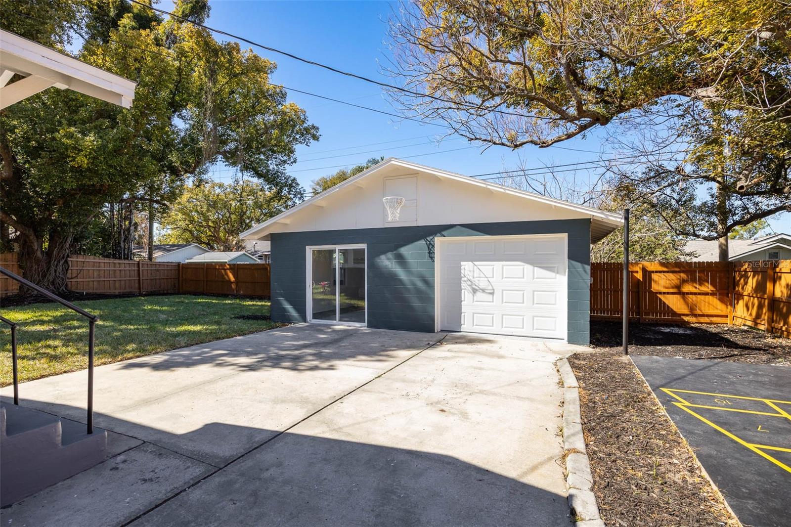 Image 28 of 35 For 5606 Miami Avenue