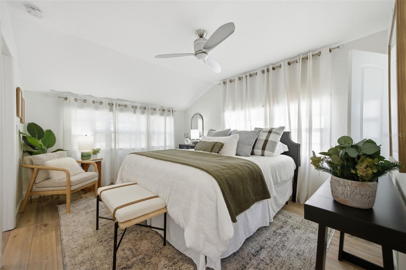 Image 12 of 43 For 921 Cornelius Avenue