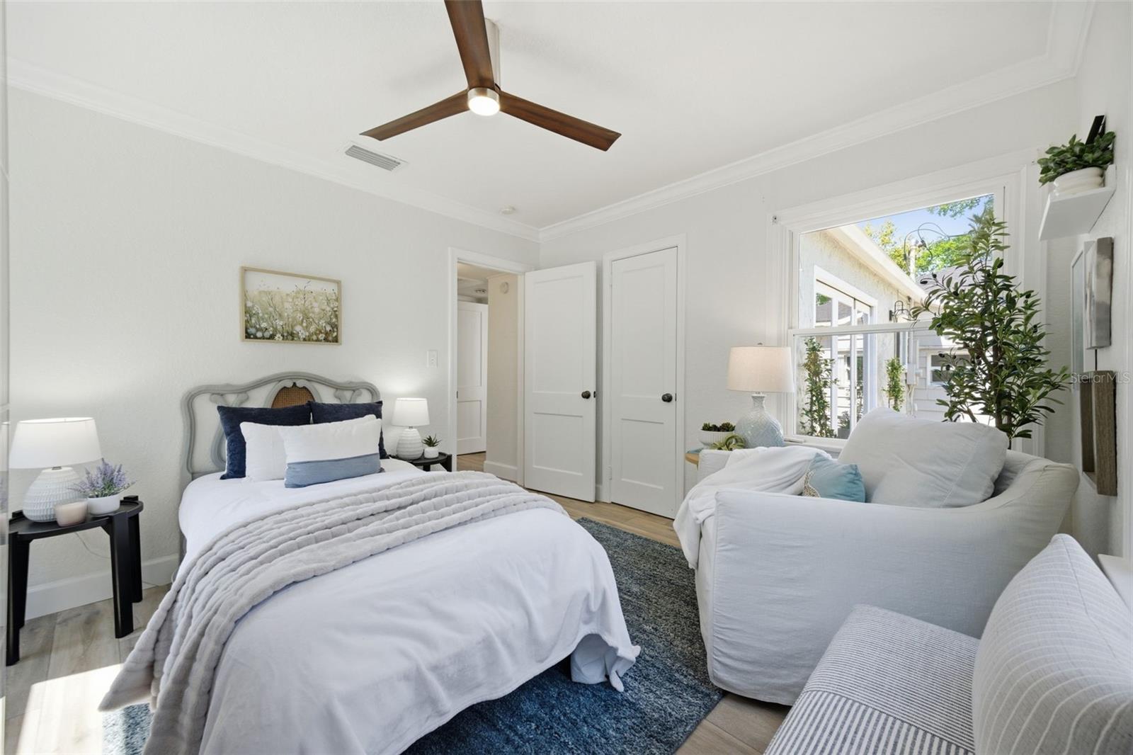 Image 20 of 43 For 921 Cornelius Avenue