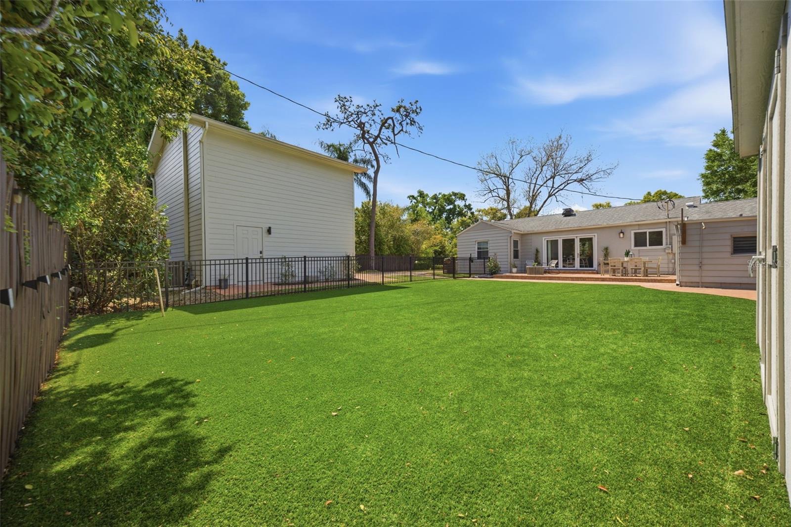 Image 31 of 43 For 921 Cornelius Avenue