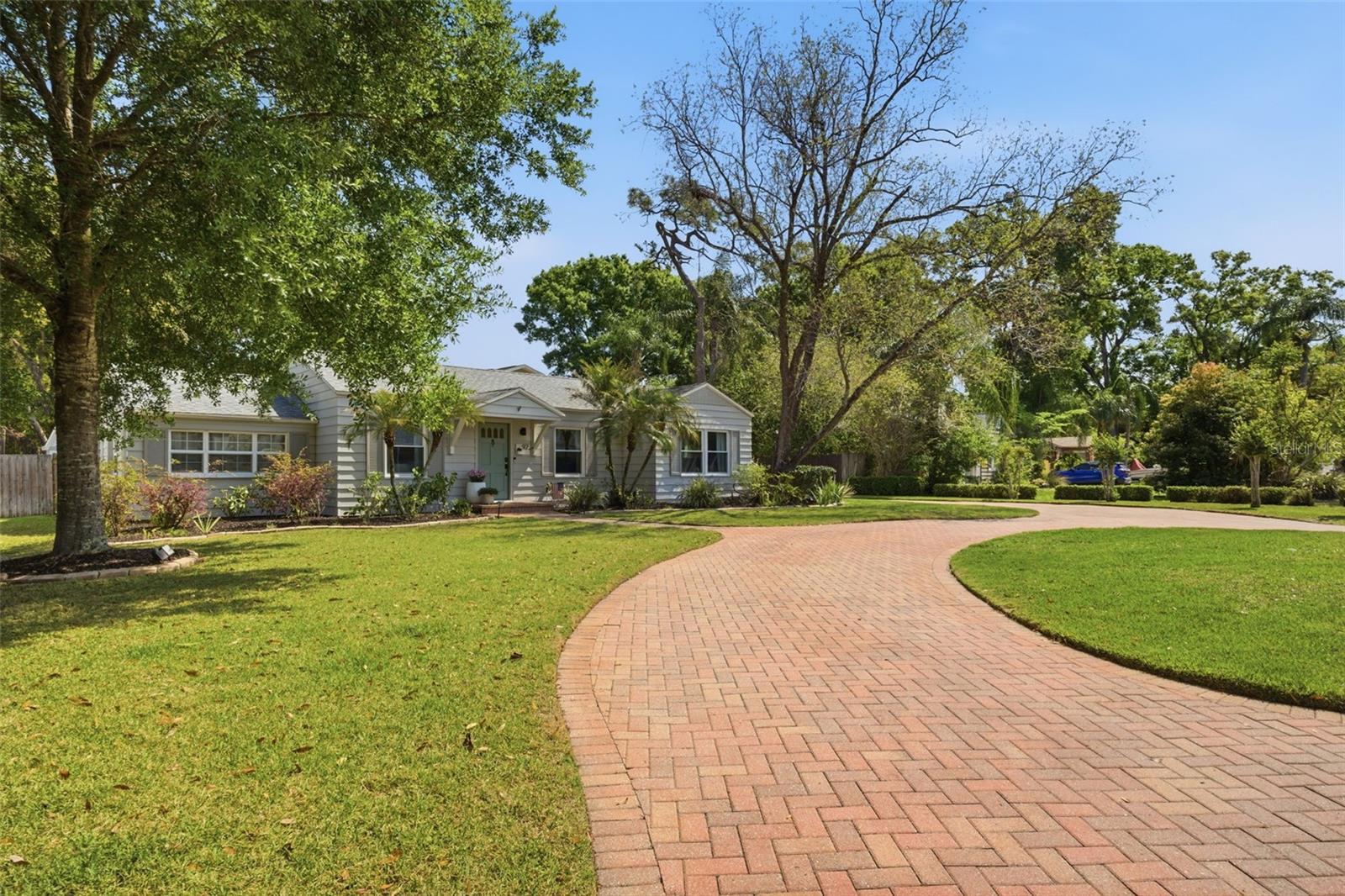 Image 37 of 43 For 921 Cornelius Avenue