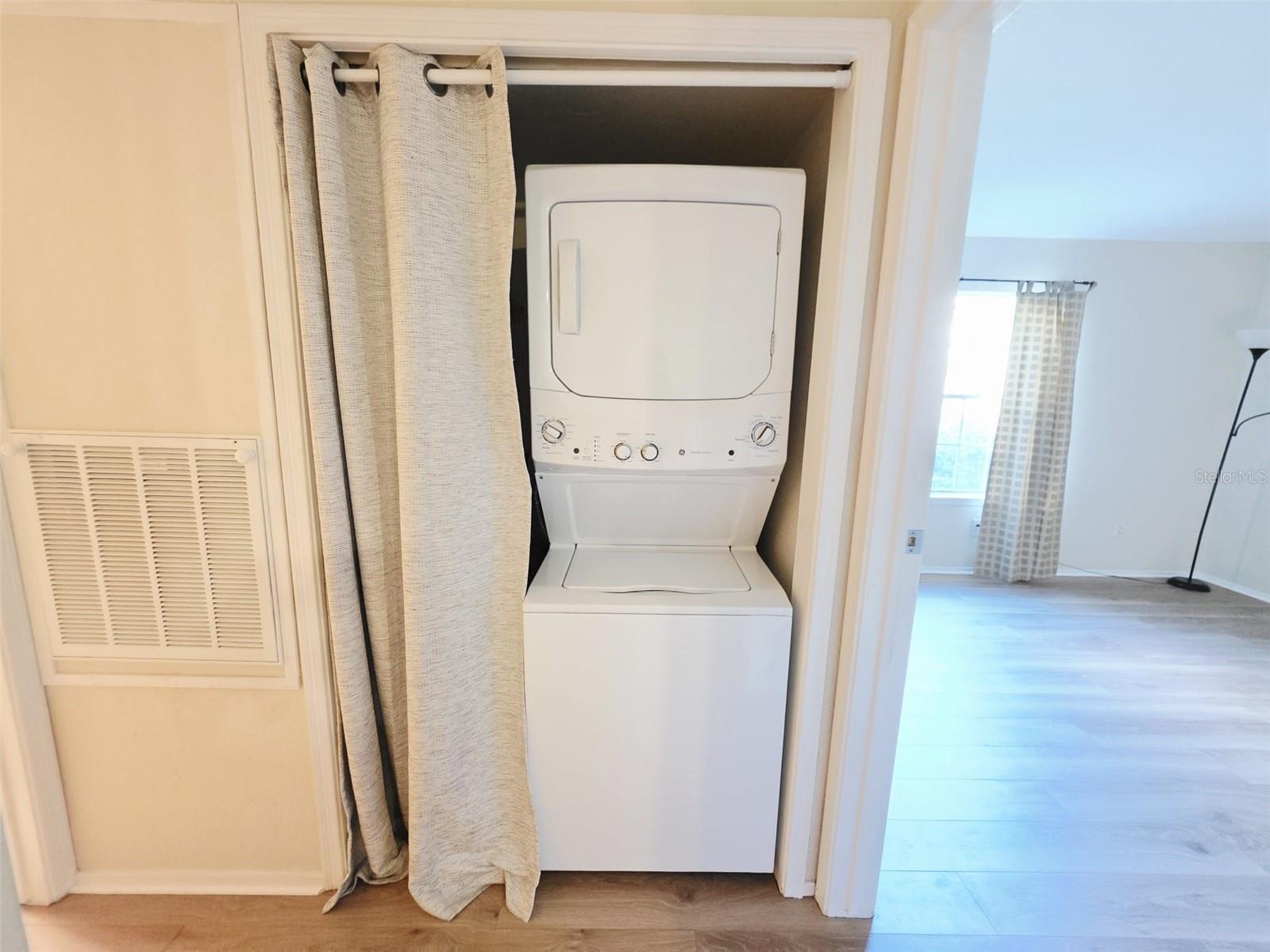 Image 11 of 15 For 9100 Dr Martin Luther King Jr Street N 715