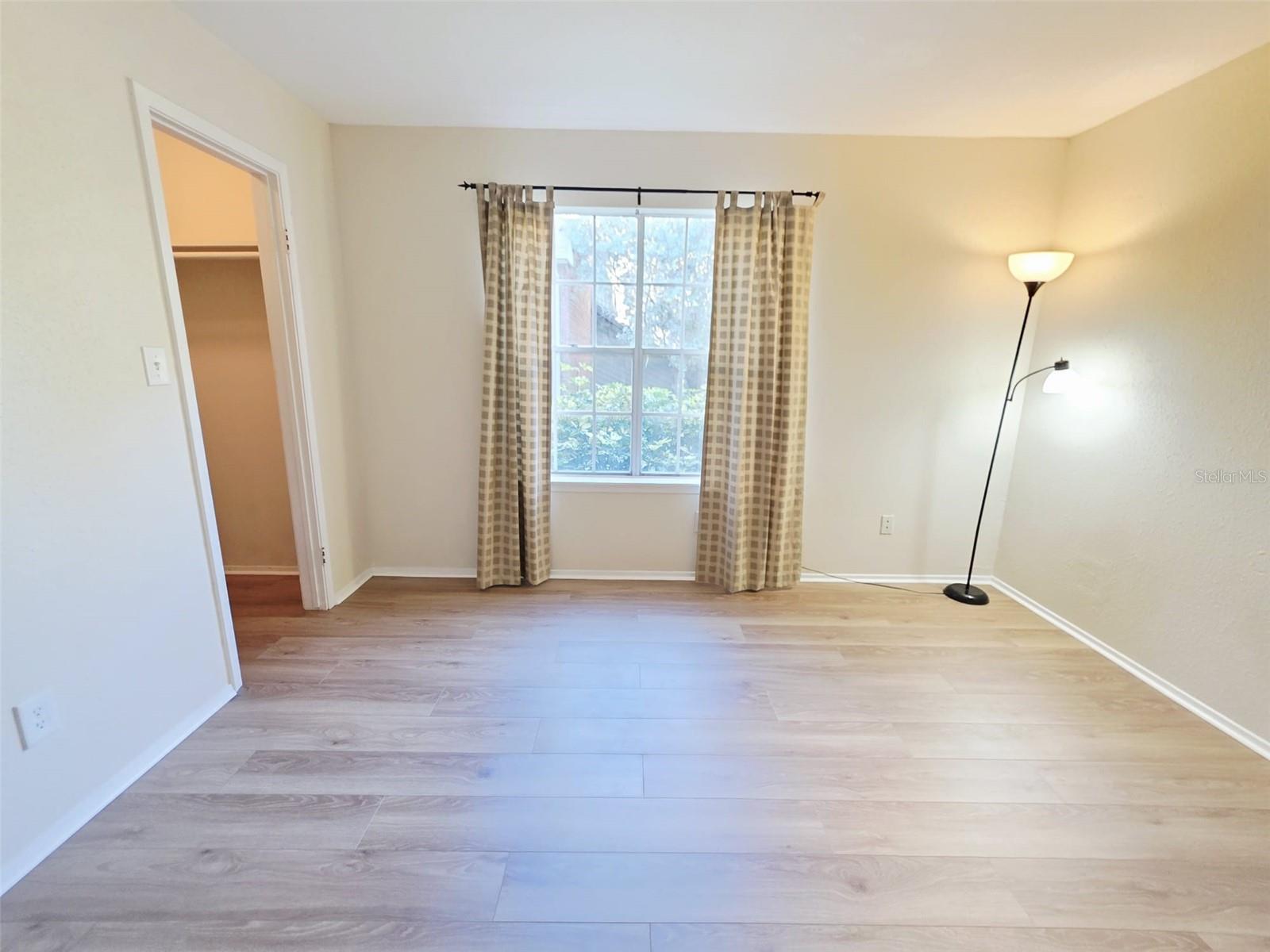 Image 13 of 15 For 9100 Dr Martin Luther King Jr Street N 715