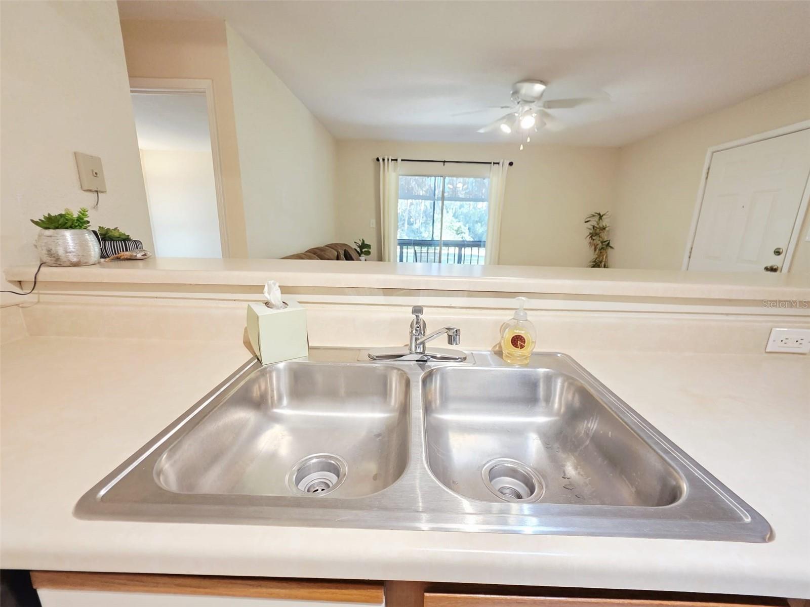 Image 8 of 15 For 9100 Dr Martin Luther King Jr Street N 715