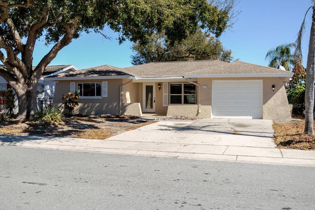 Image 2 of 56 For 709 Lemonwood Drive