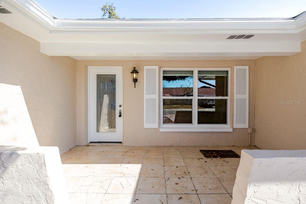 Image 3 of 56 For 709 Lemonwood Drive