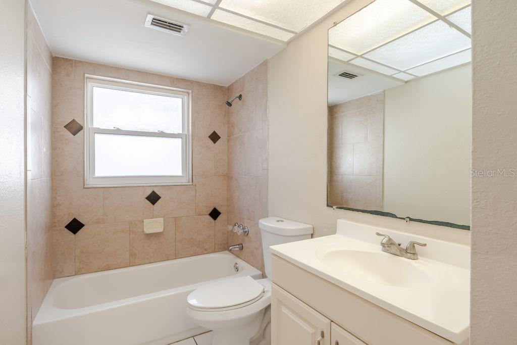 Image 34 of 56 For 709 Lemonwood Drive